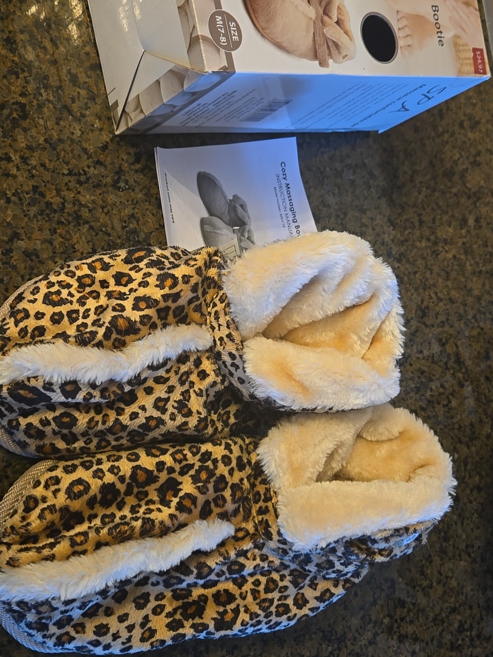 Spa cozy massaging bootie animal print vibrates fits 7/8